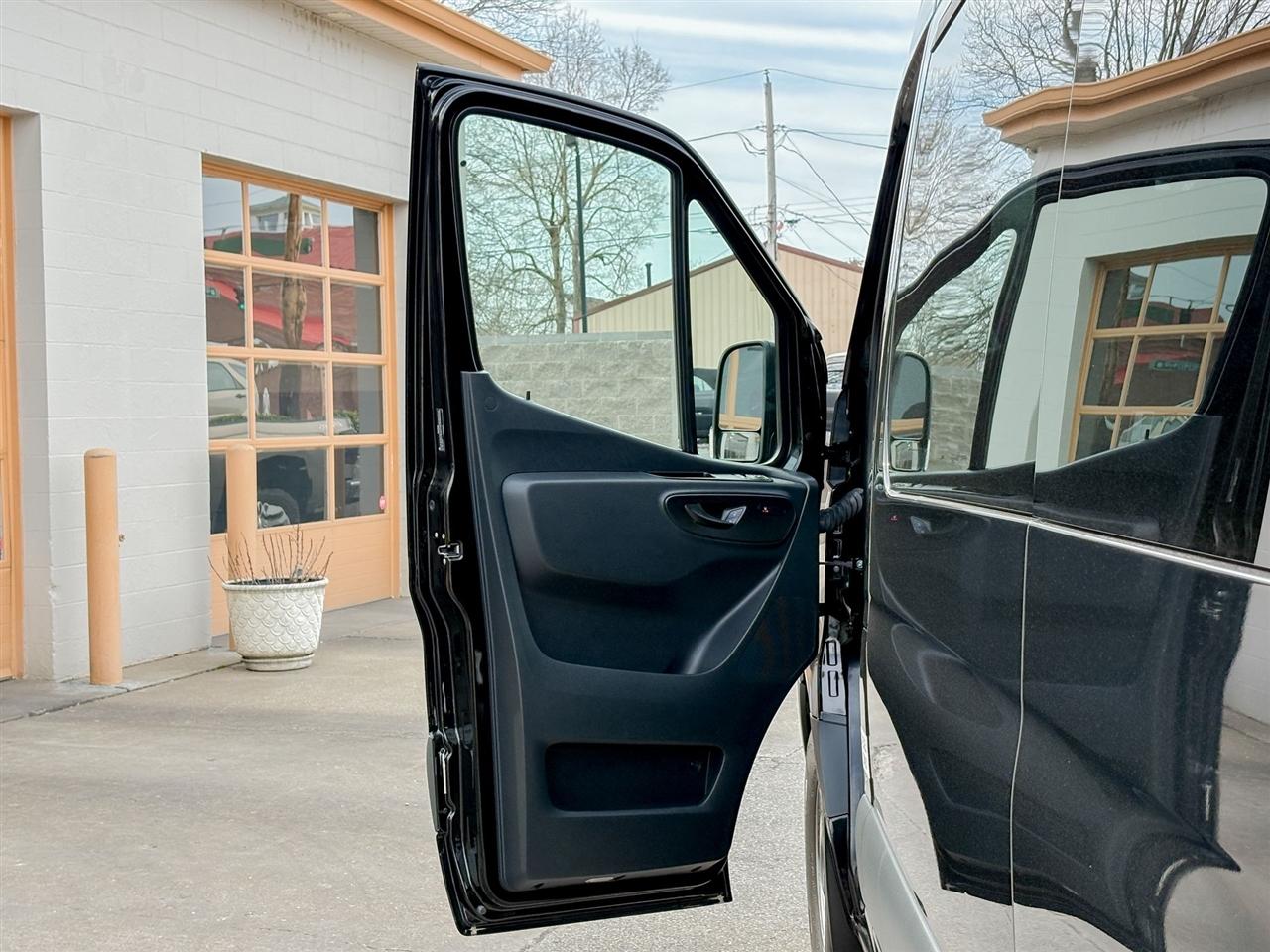 Mercedes-Benz Sprinter Passenger Van  2024