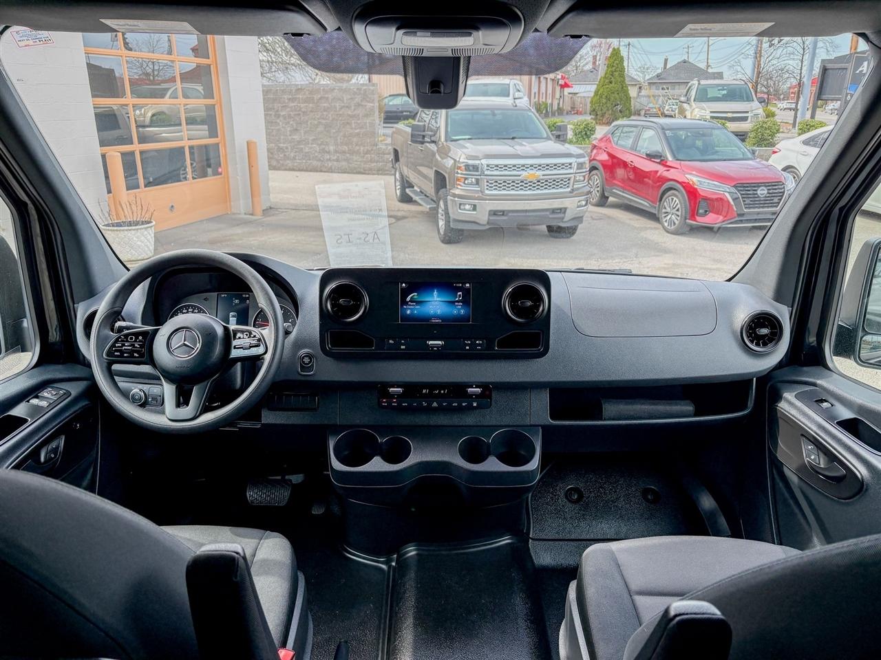 Mercedes-Benz Sprinter Passenger Van  2024