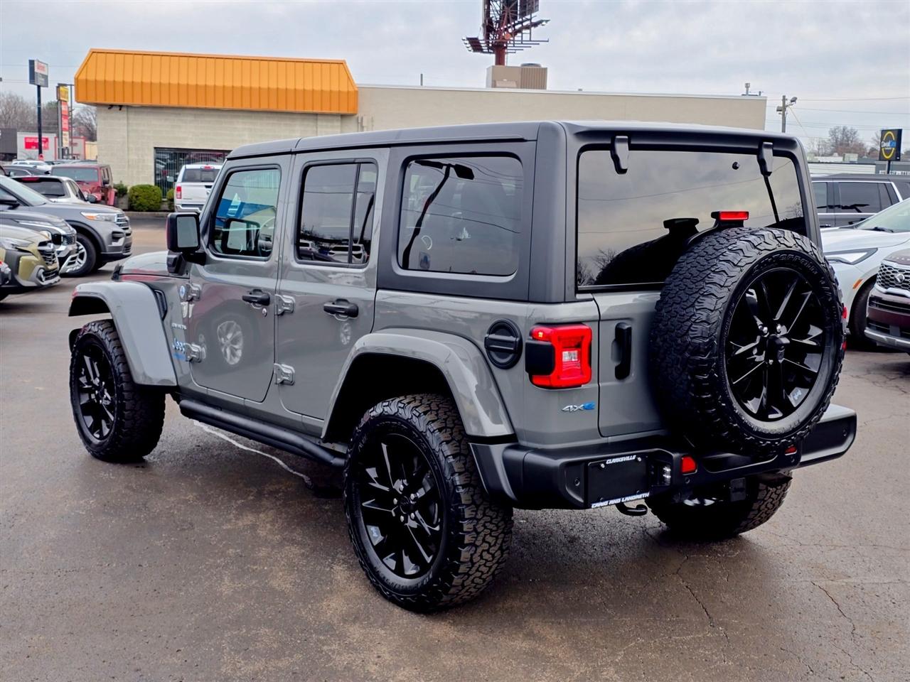 Jeep Wrangler  2021