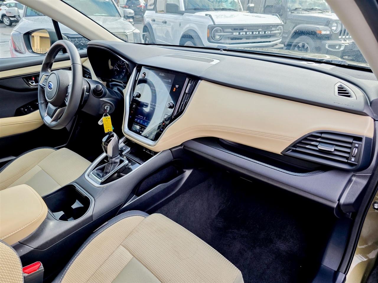 Subaru Outback  2023