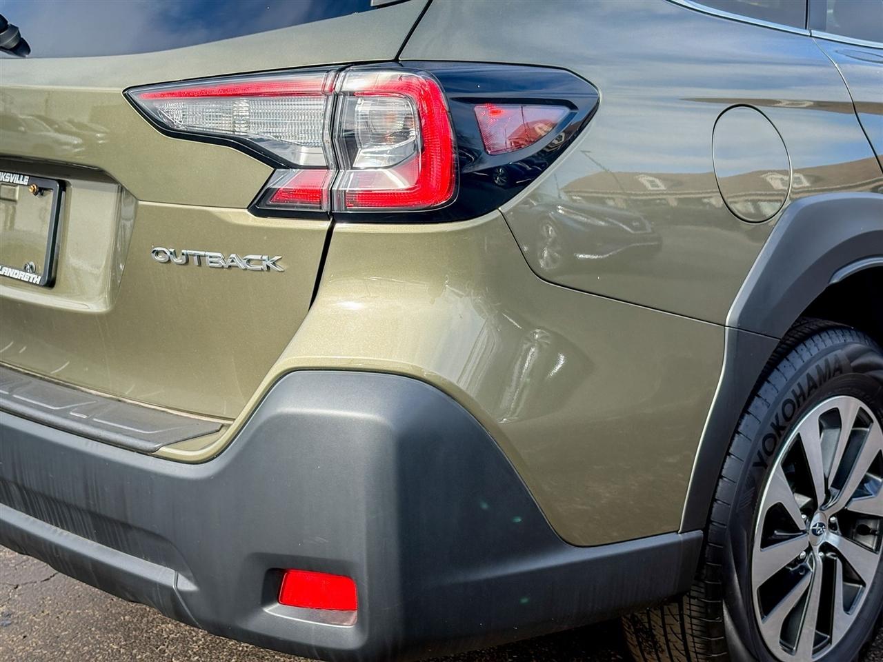 Subaru Outback  2023