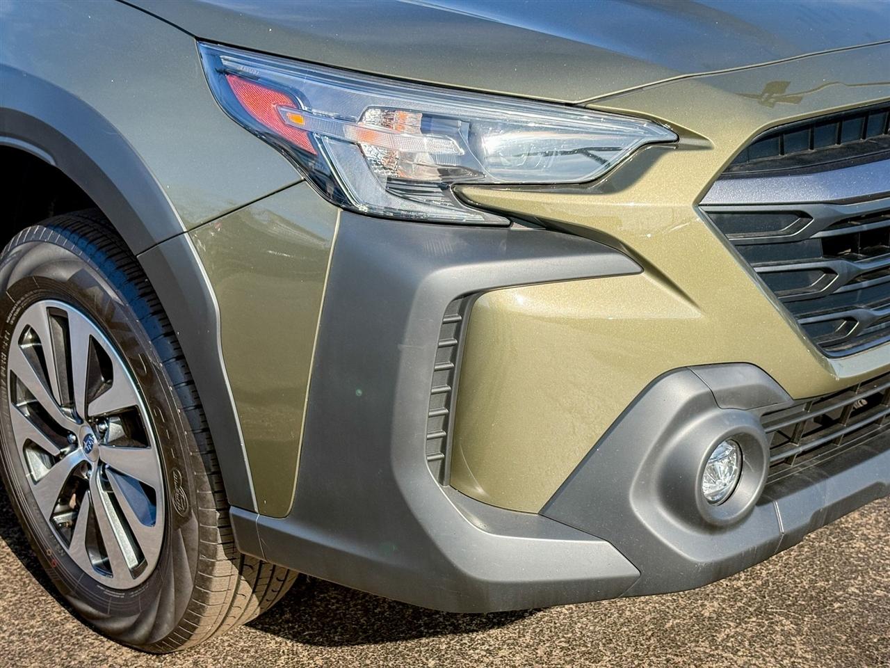 Subaru Outback  2023