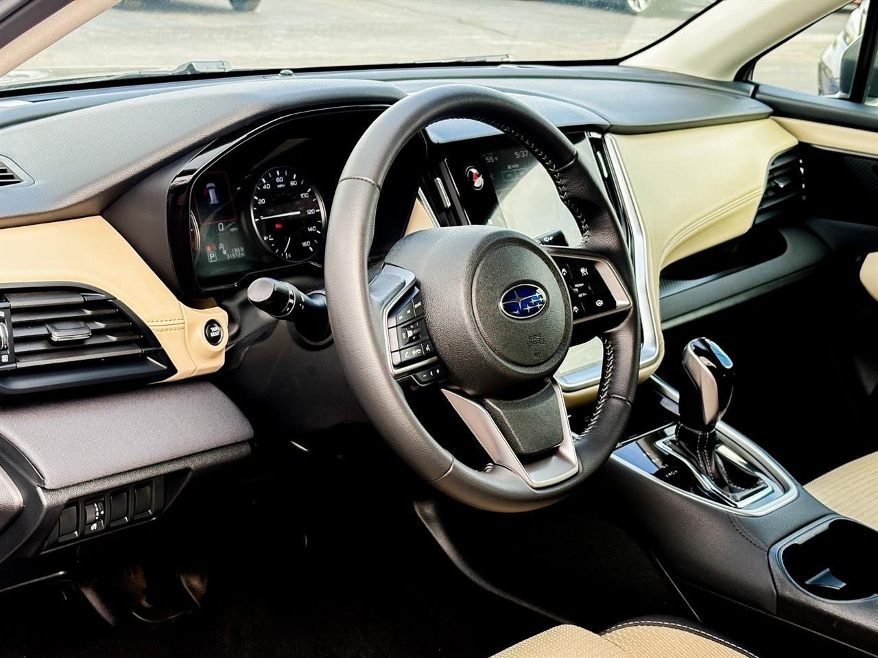 Subaru Outback  2023