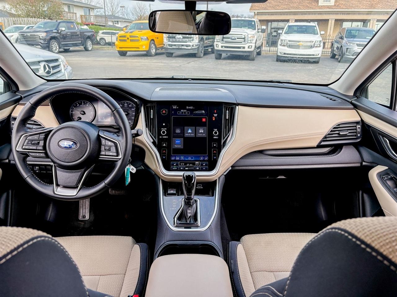 Subaru Outback  2023