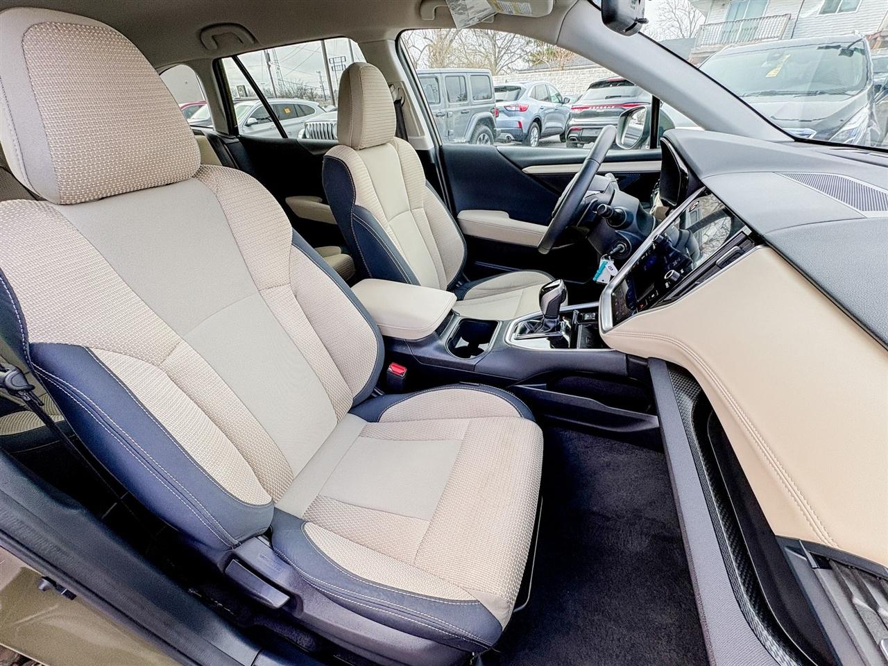 Subaru Outback  2023