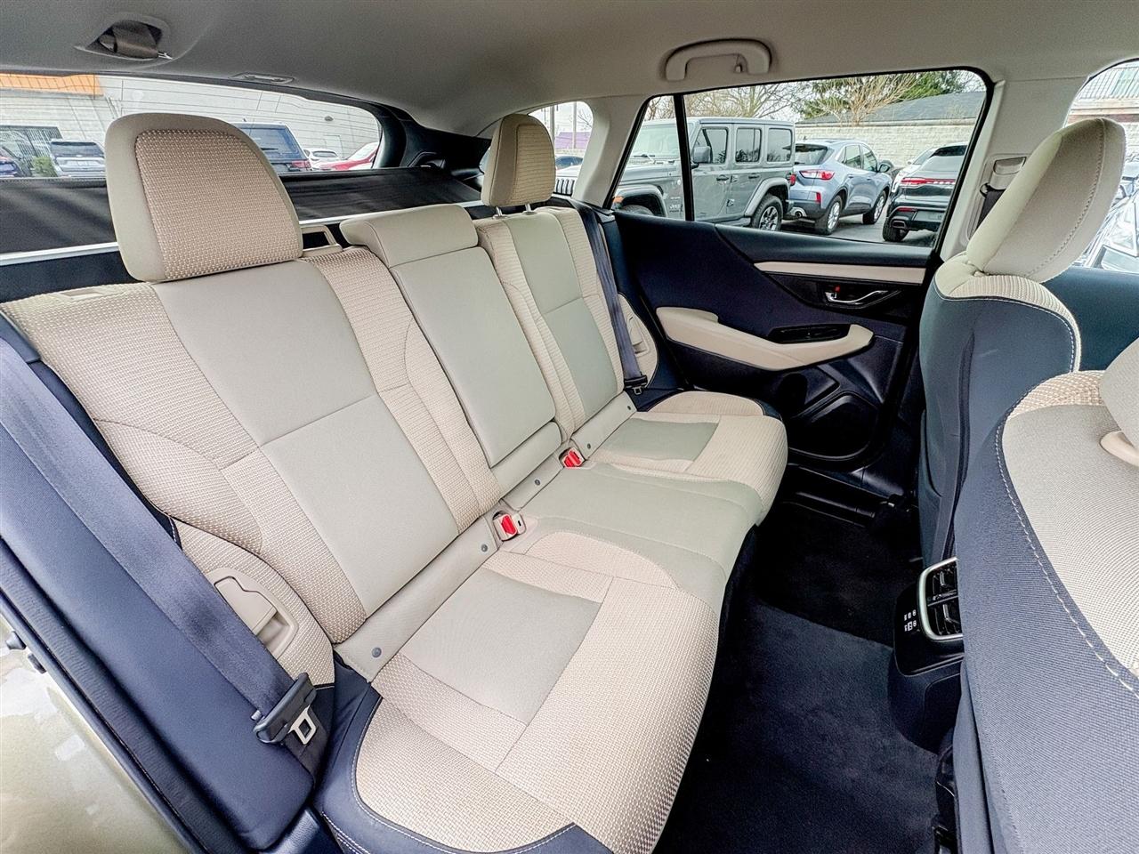 Subaru Outback  2023