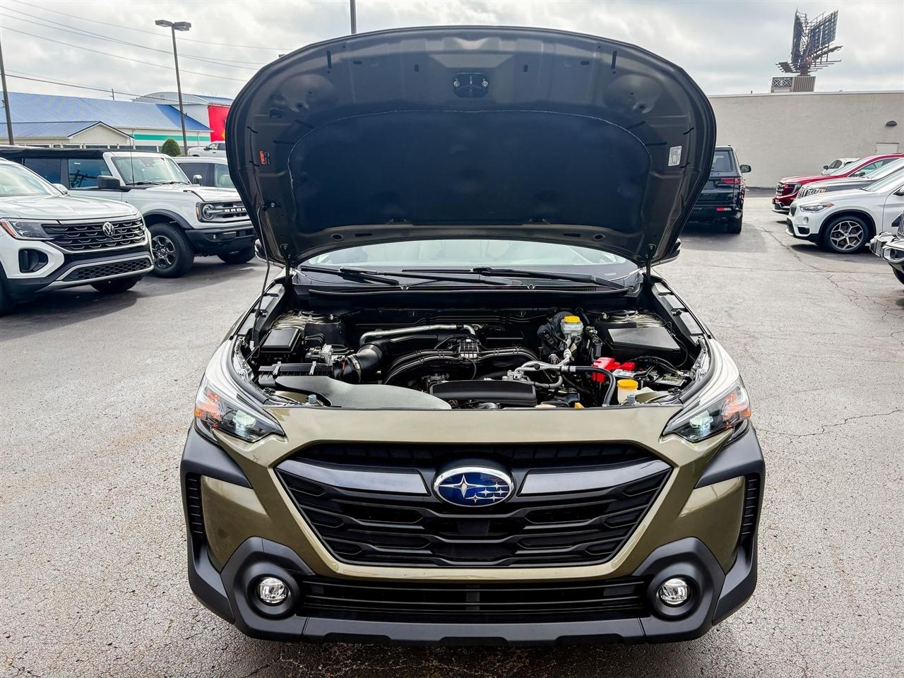 Subaru Outback  2023