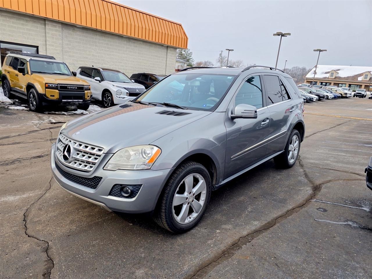 Mercedes-Benz M-Class  2011