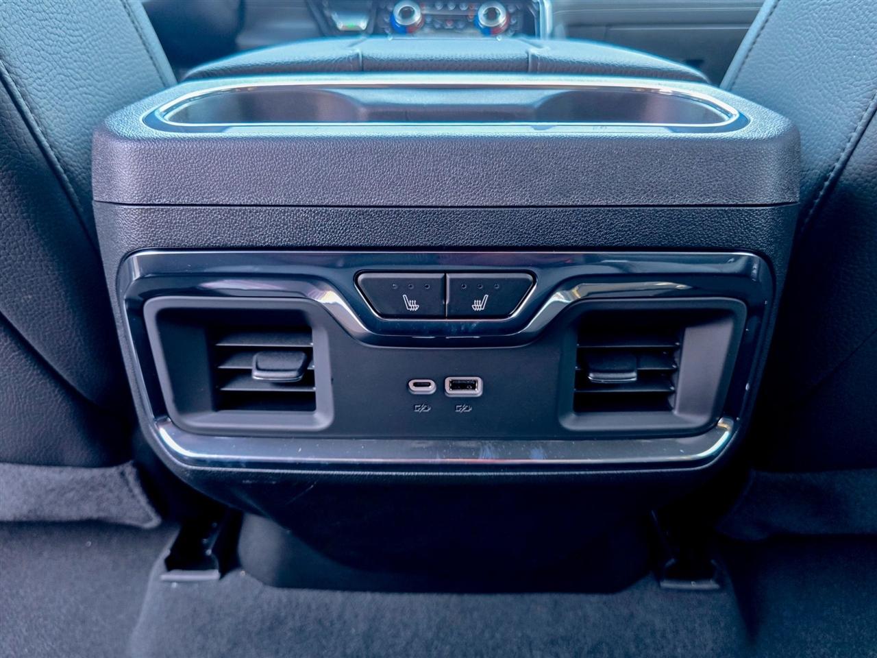 GMC Sierra 3500HD  2025