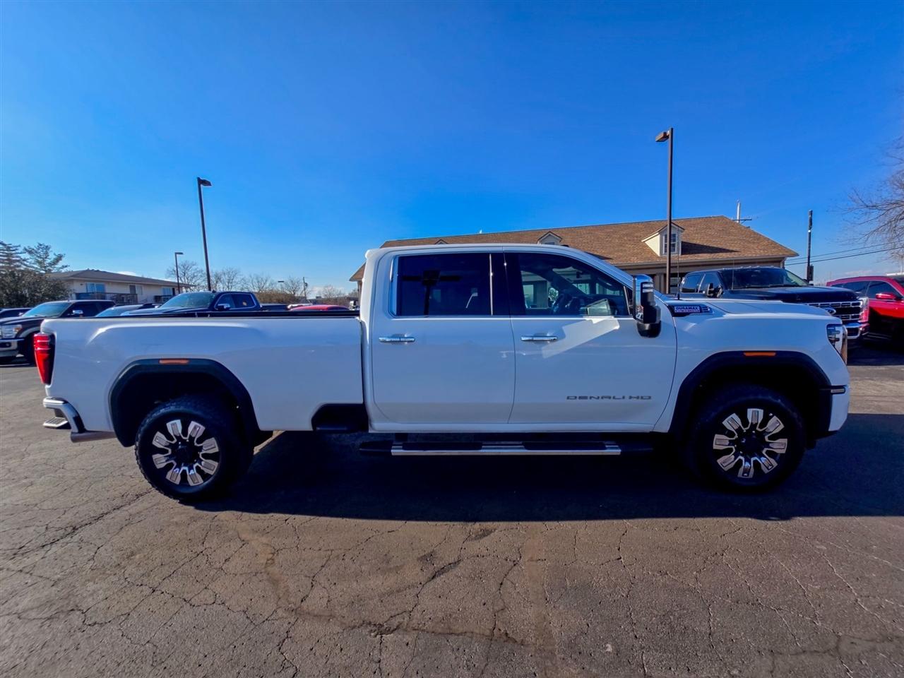 GMC Sierra 3500HD  2025