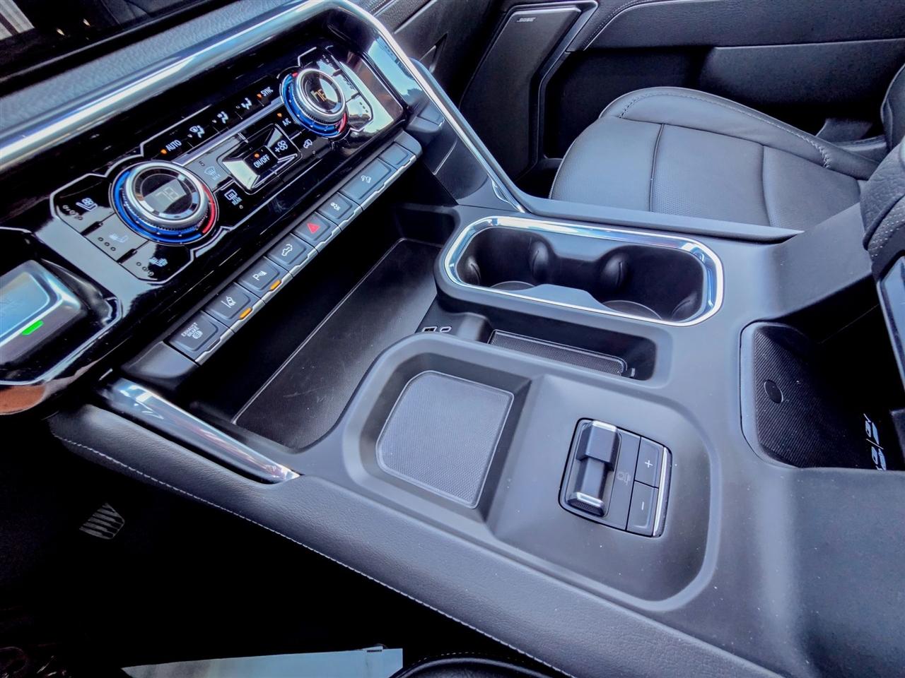 GMC Sierra 3500HD  2025