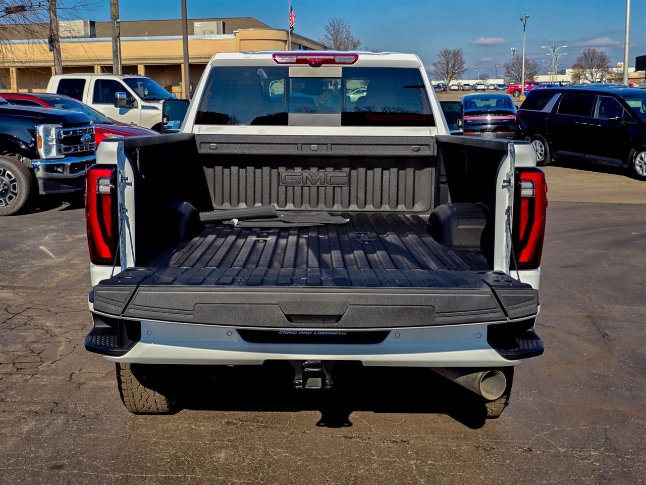 GMC Sierra 3500HD  2025
