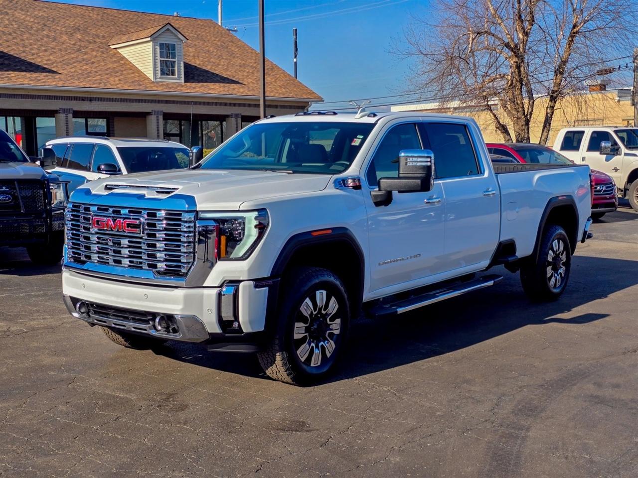 GMC Sierra 3500HD  2025