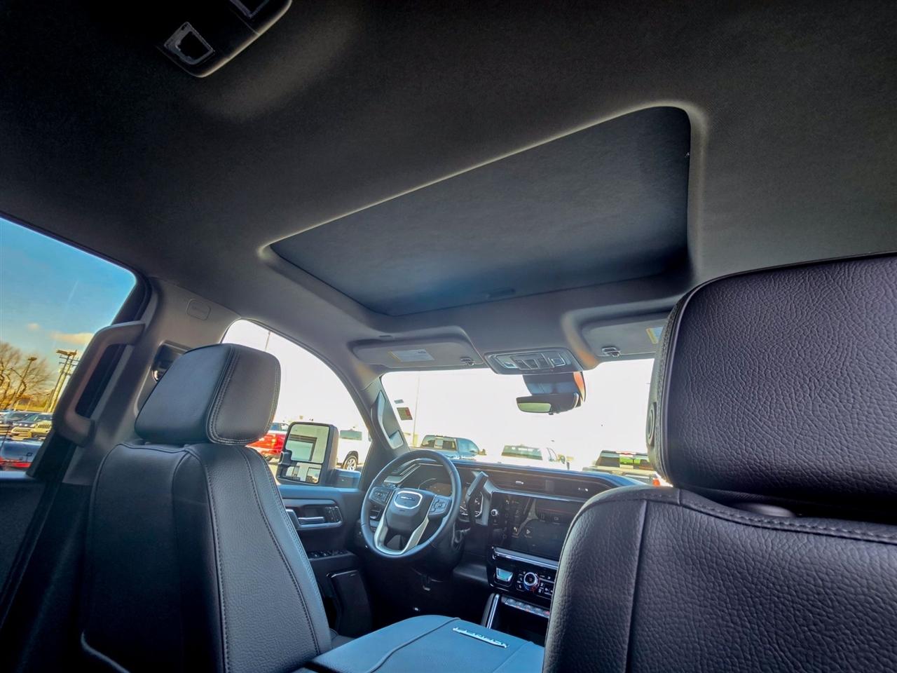 GMC Sierra 3500HD  2025