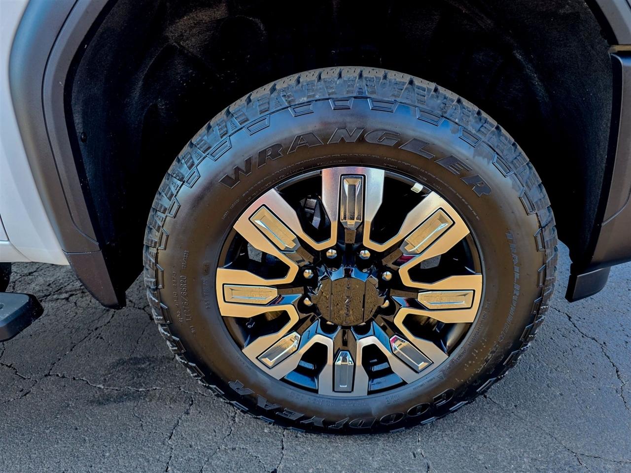 GMC Sierra 3500HD  2025