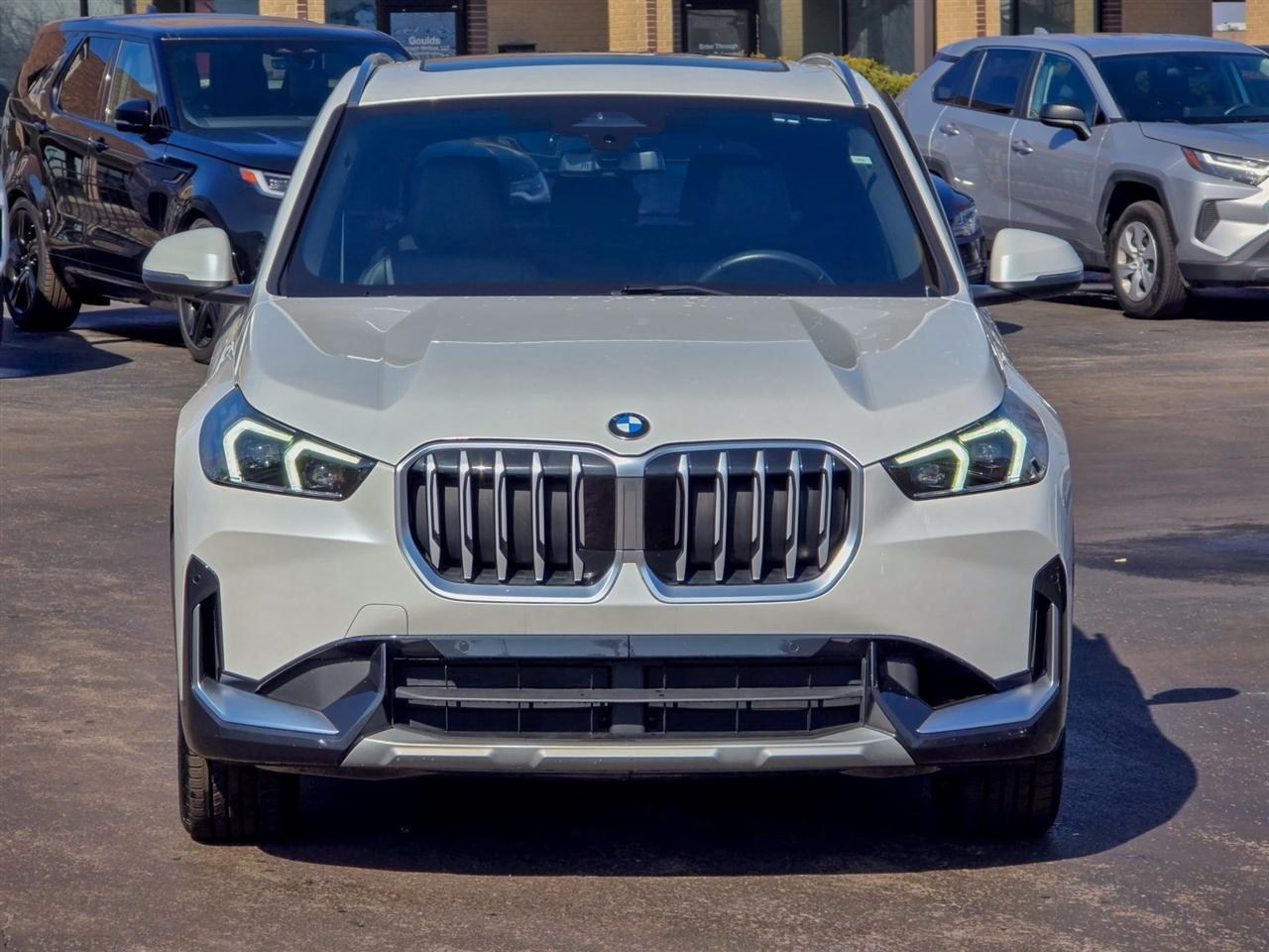 BMW X1  2025