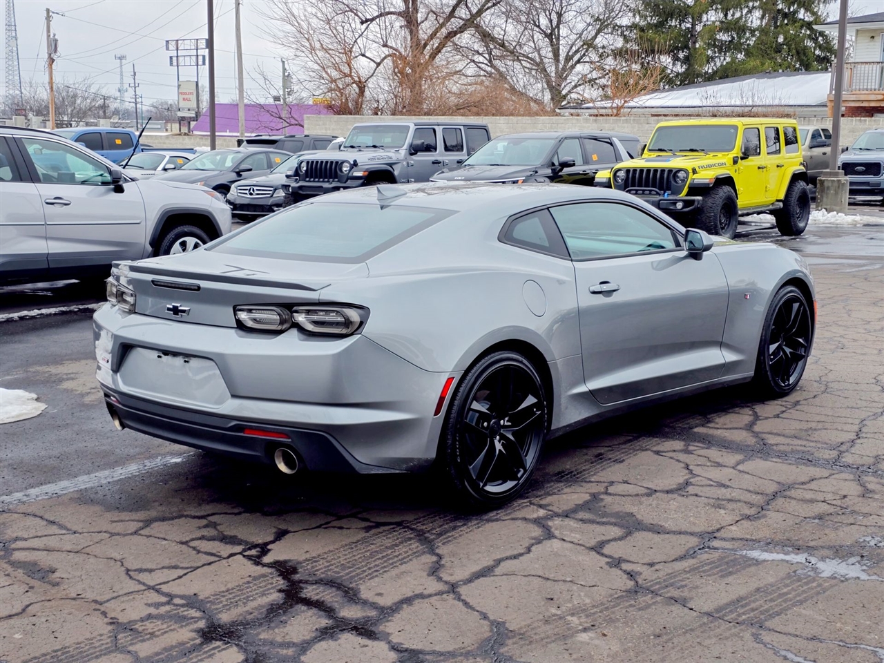 Chevrolet Camaro  2023