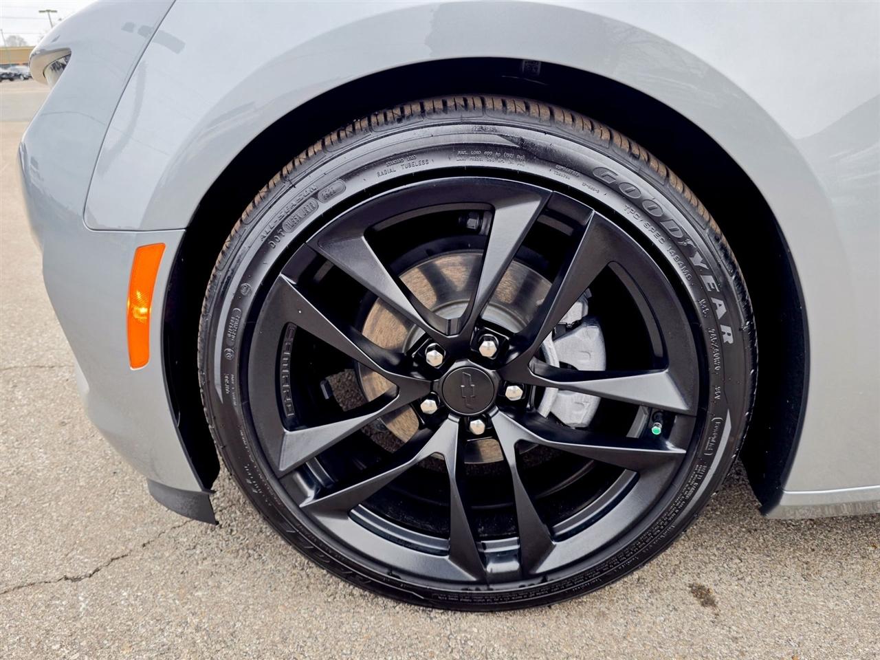 Chevrolet Camaro  2023