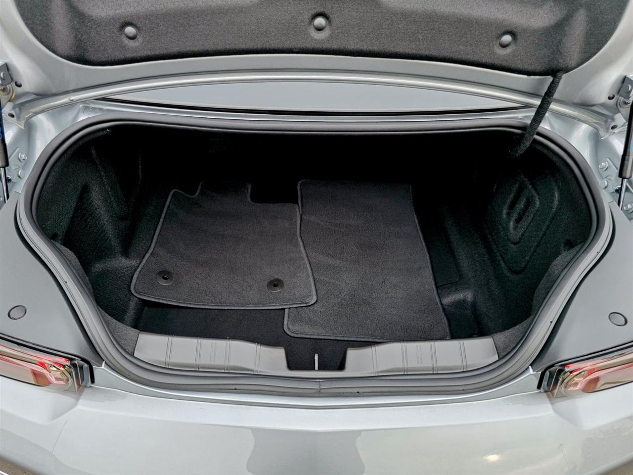 Chevrolet Camaro  2023