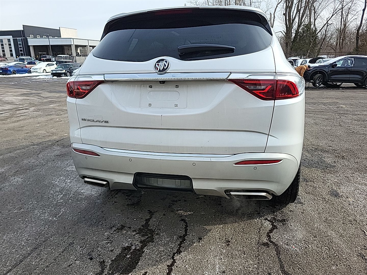 Buick Enclave  2022