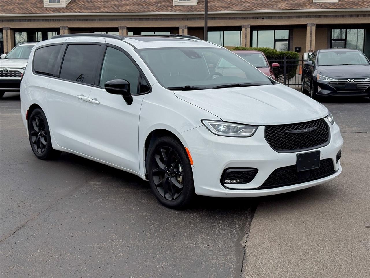 Chrysler Pacifica  2025