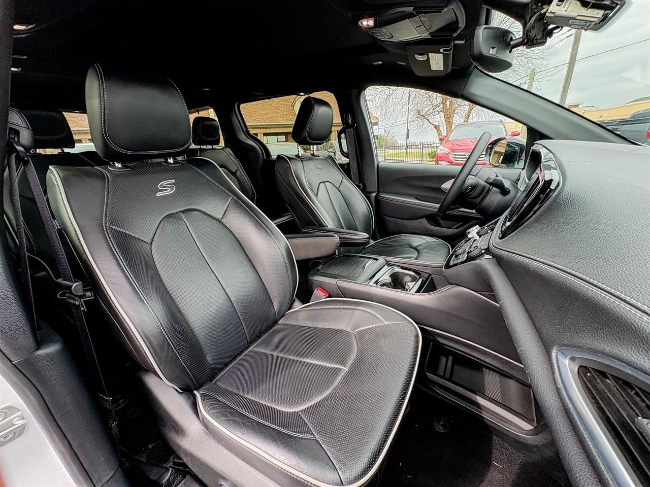 Chrysler Pacifica  2025