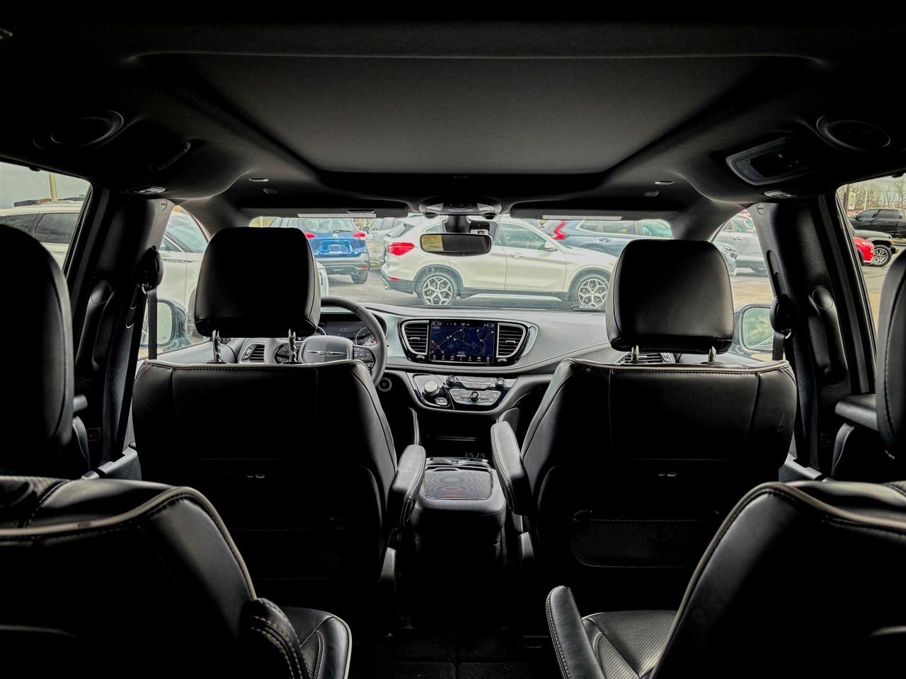 Chrysler Pacifica  2025