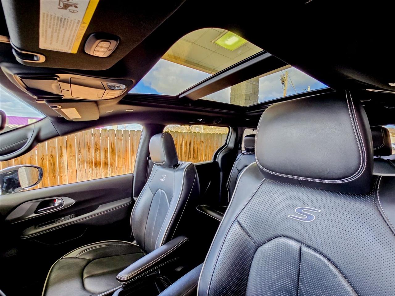 Chrysler Pacifica  2025