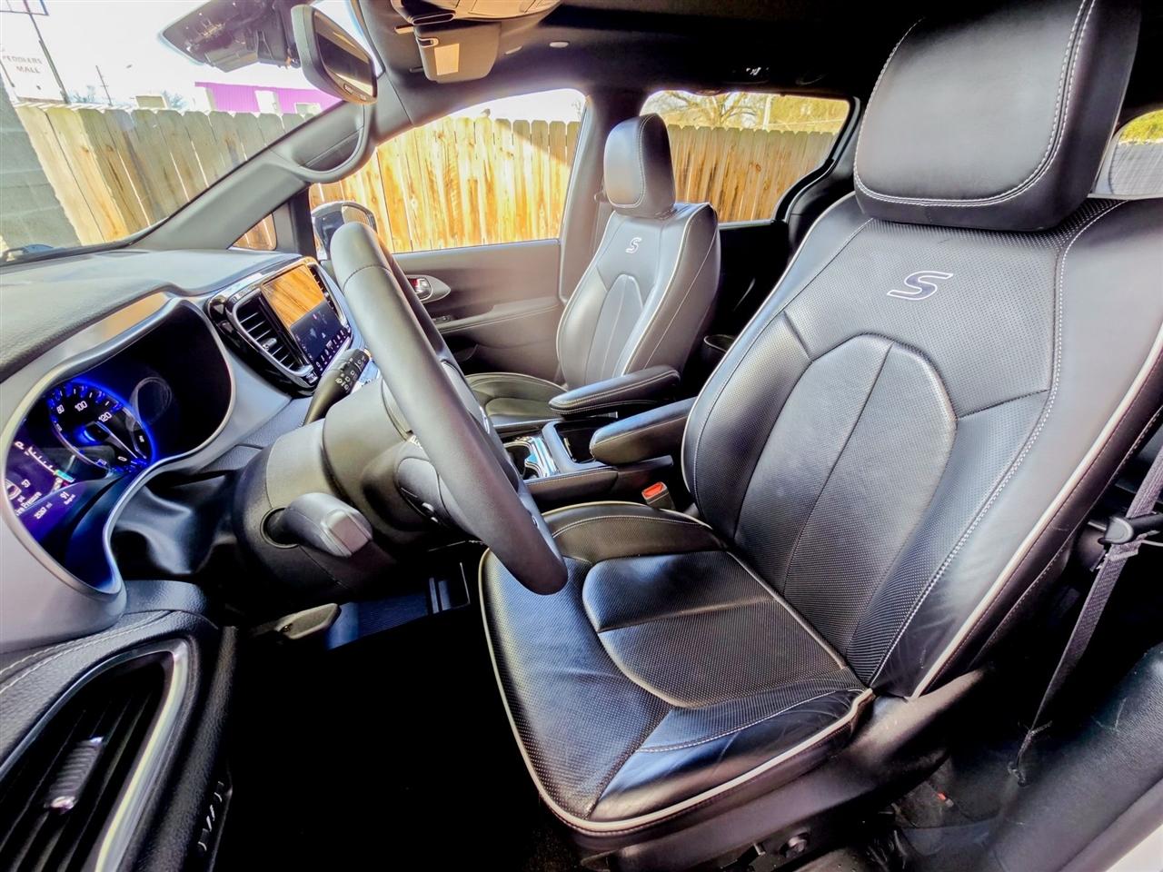 Chrysler Pacifica  2025