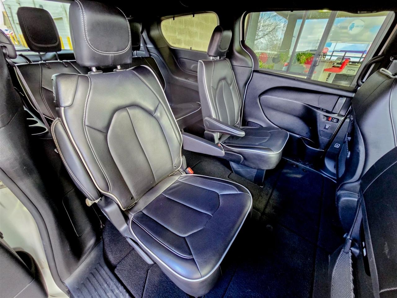 Chrysler Pacifica  2025