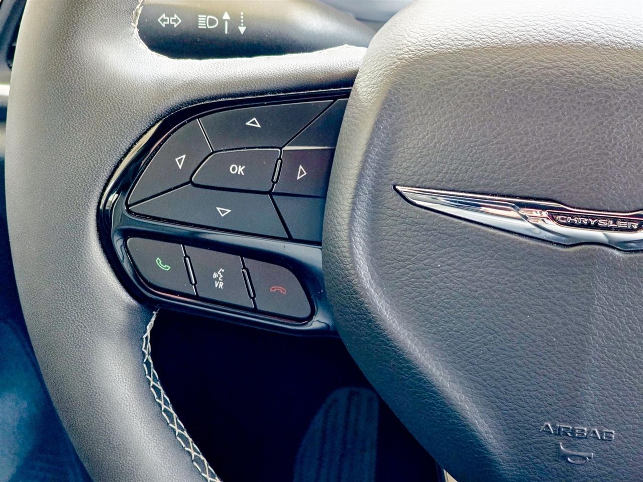 Chrysler Pacifica  2025