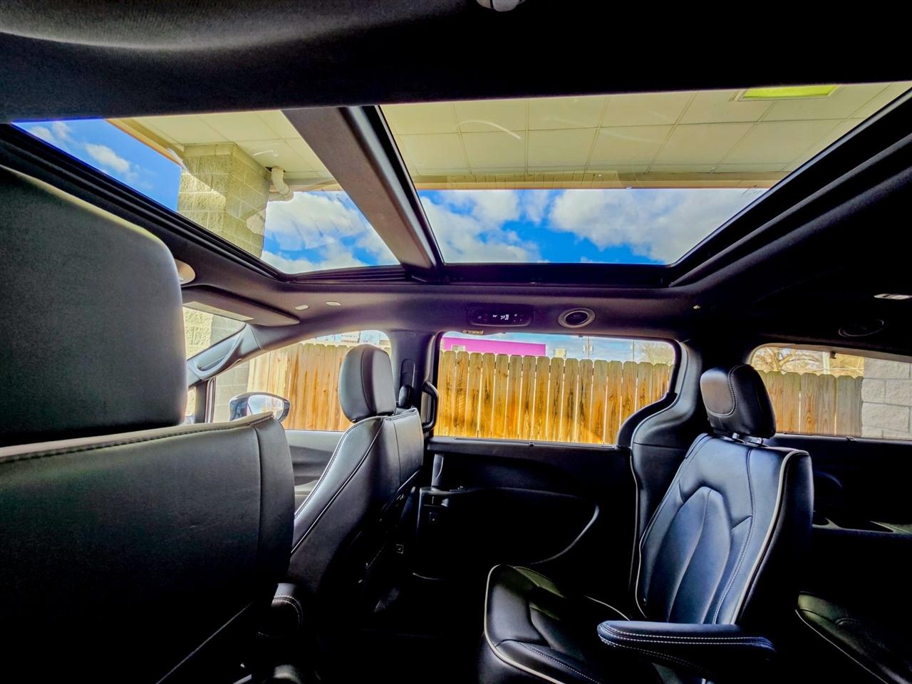 Chrysler Pacifica  2025