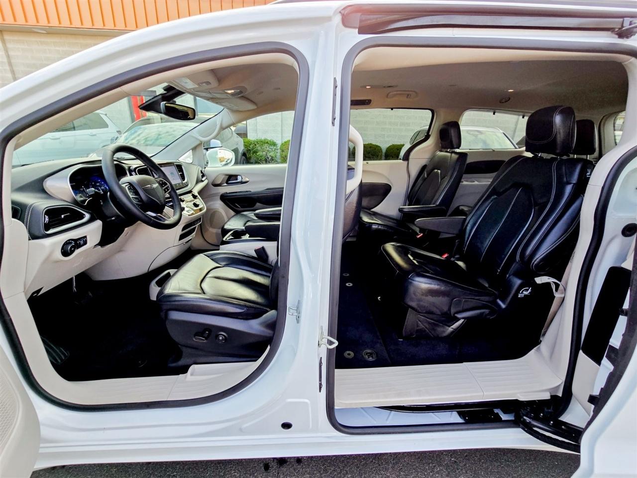 Chrysler Pacifica  2022