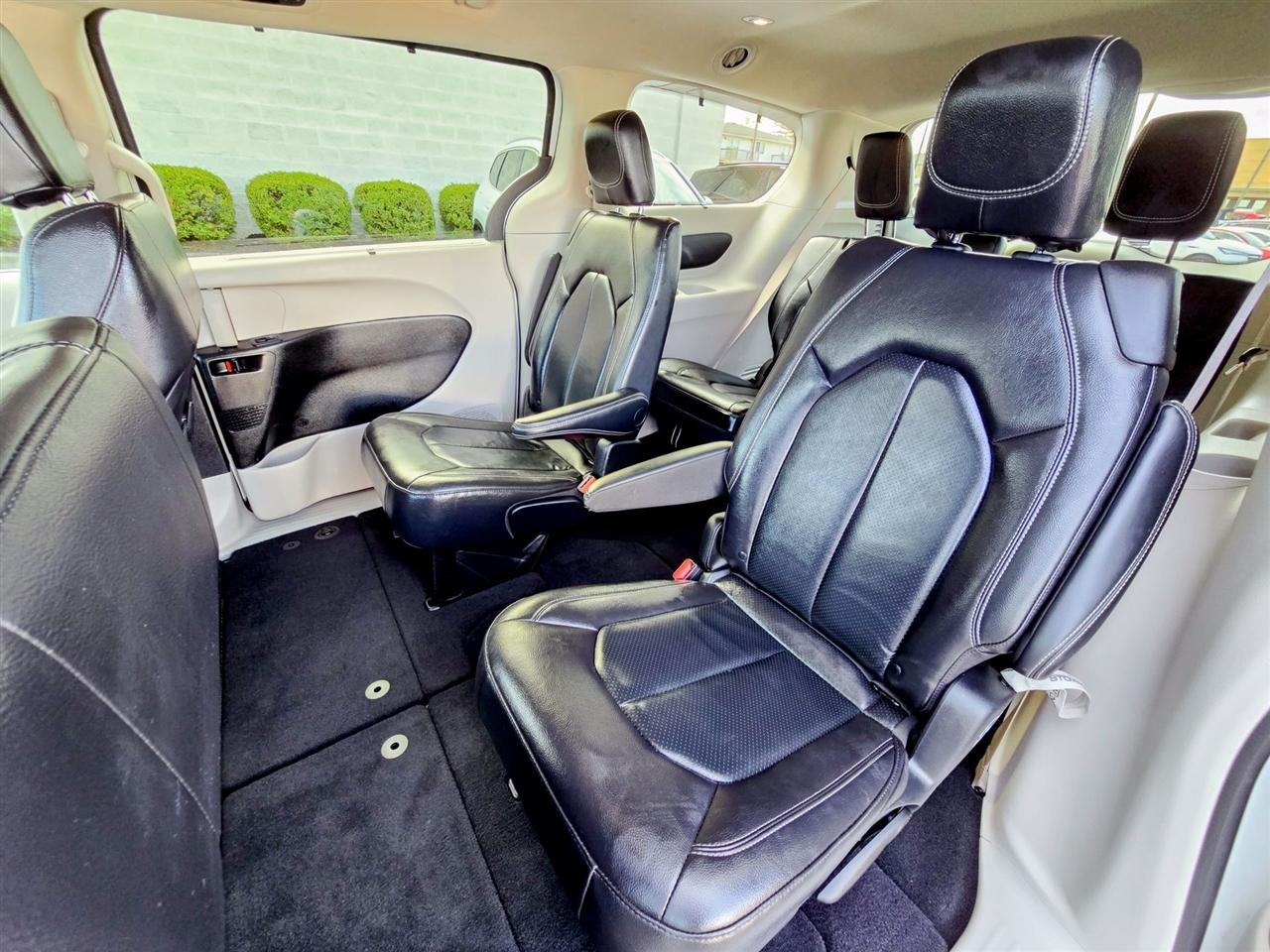 Chrysler Pacifica  2022