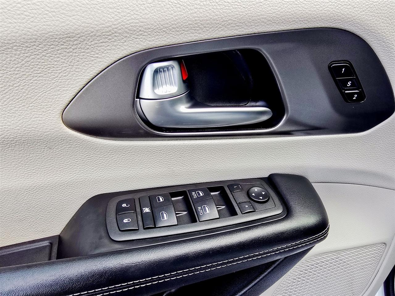 Chrysler Pacifica  2022