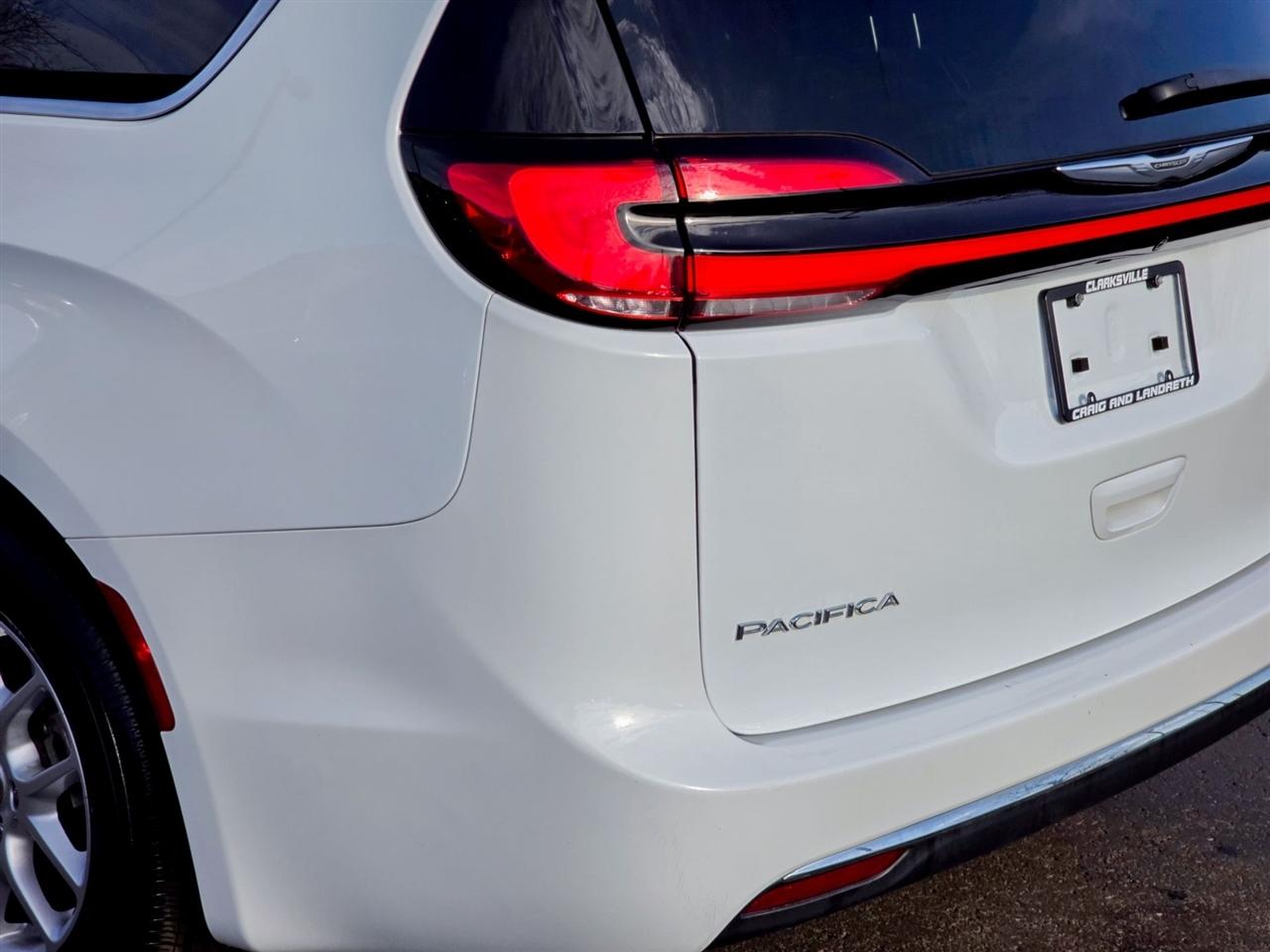Chrysler Pacifica  2022