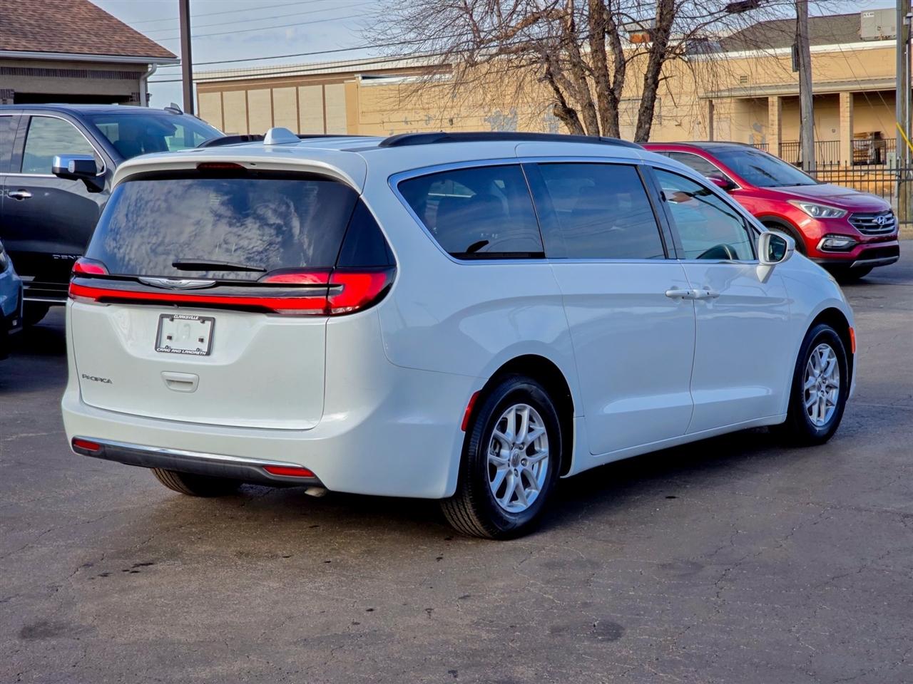 Chrysler Pacifica  2022