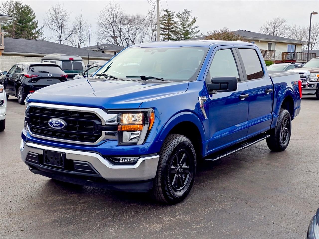 Ford F-150 XLT SuperCrew 4WD 2023