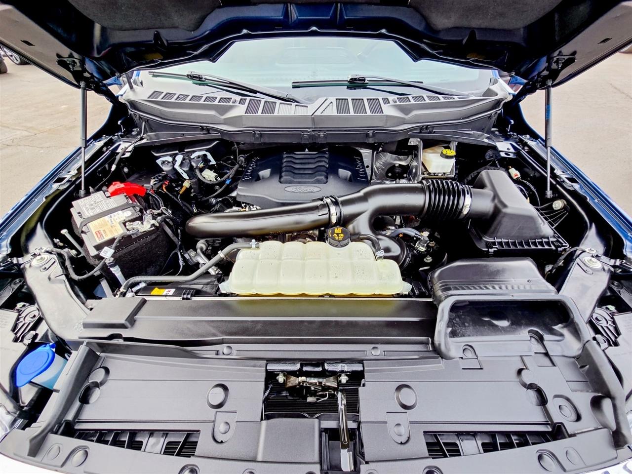 Ford F-150 XLT SuperCrew 4WD 2023