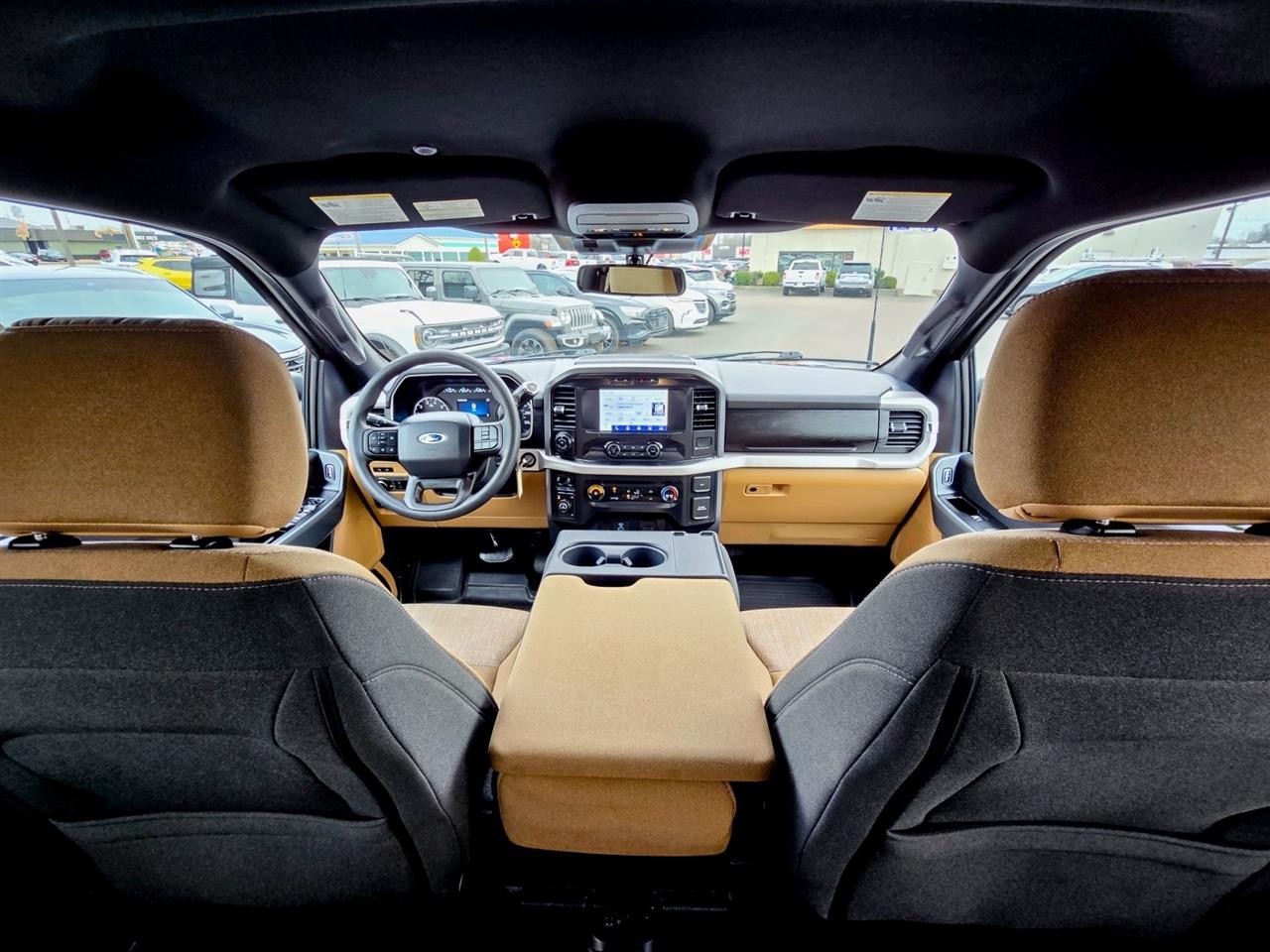 Ford F-150 XLT SuperCrew 4WD 2023