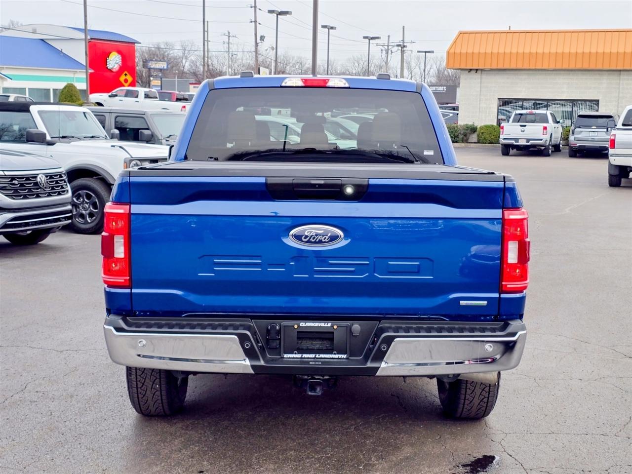 Ford F-150 XLT SuperCrew 4WD 2023