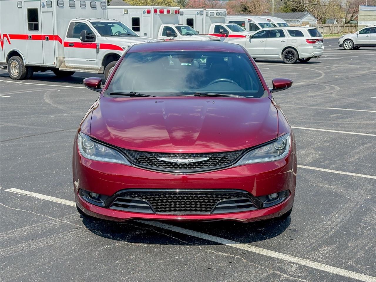 Chrysler 200  2016