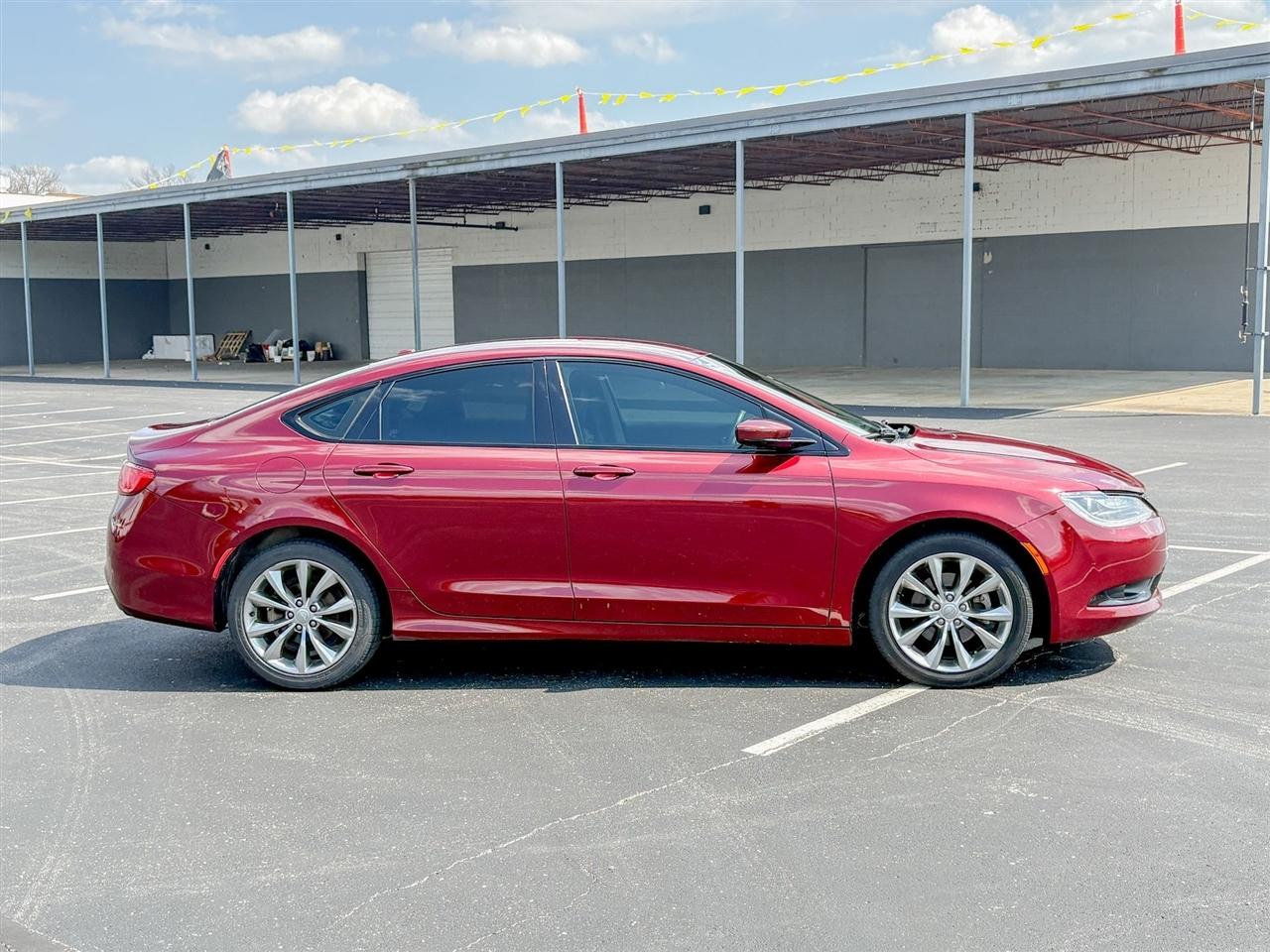 Chrysler 200  2016
