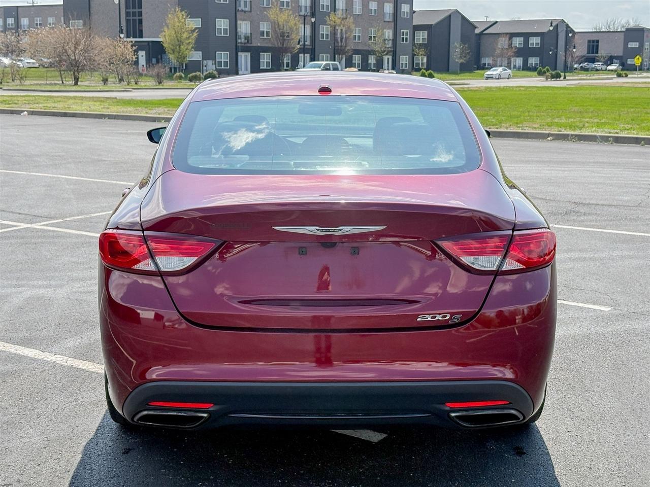 Chrysler 200  2016