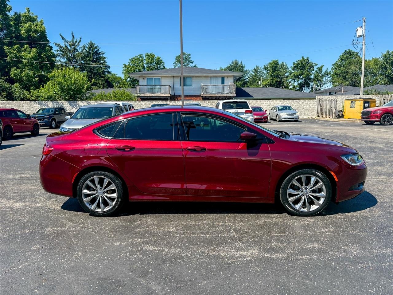 Chrysler 200  2016