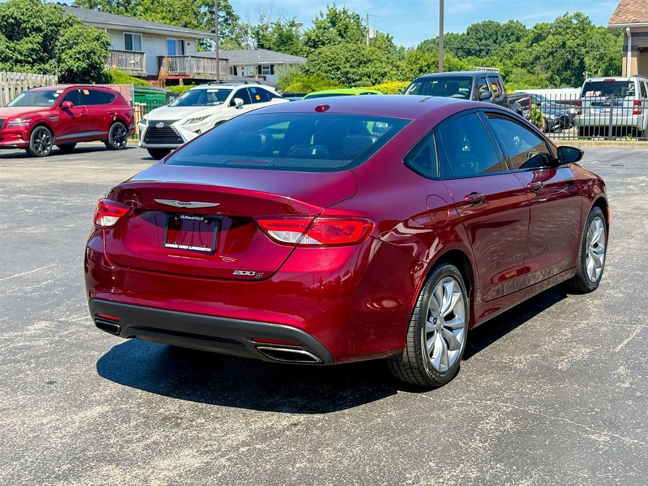 Chrysler 200  2016
