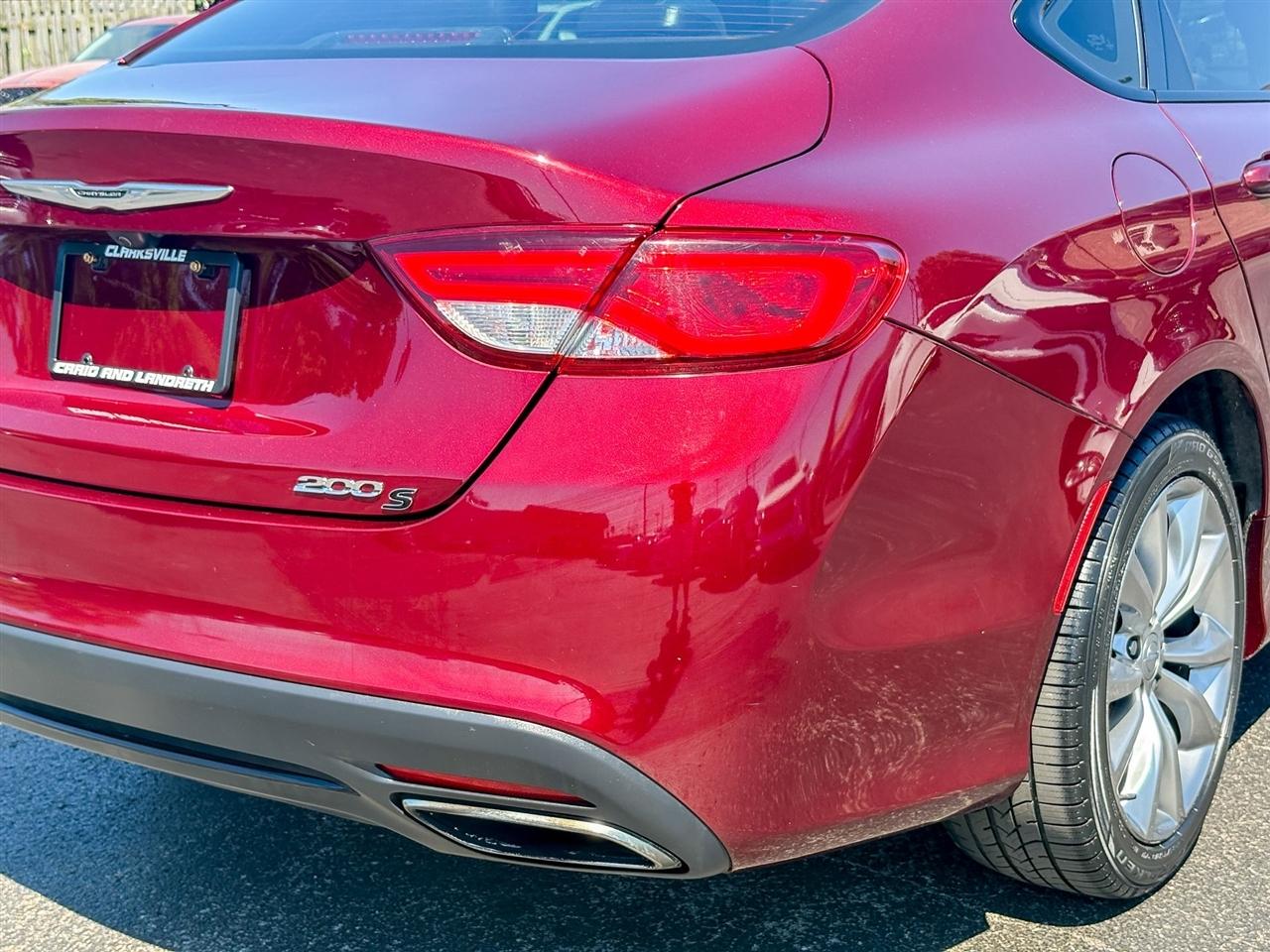 Chrysler 200  2016
