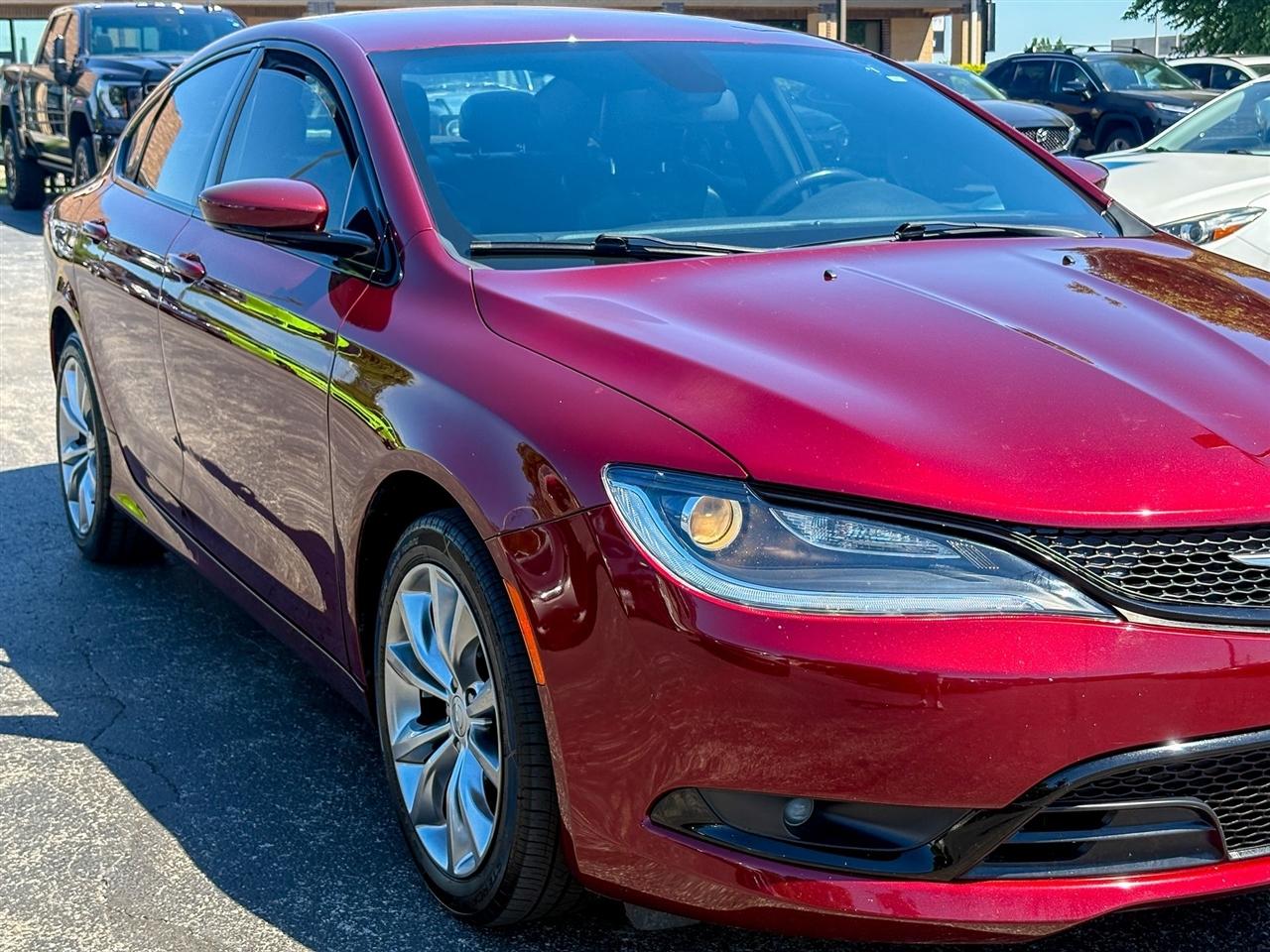 Chrysler 200  2016