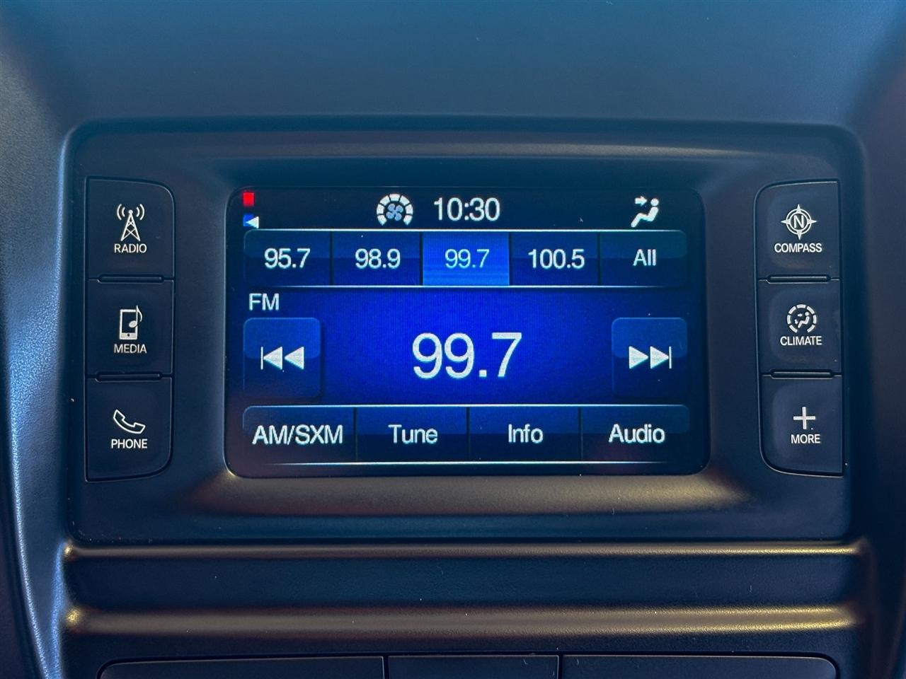 Chrysler 200  2016