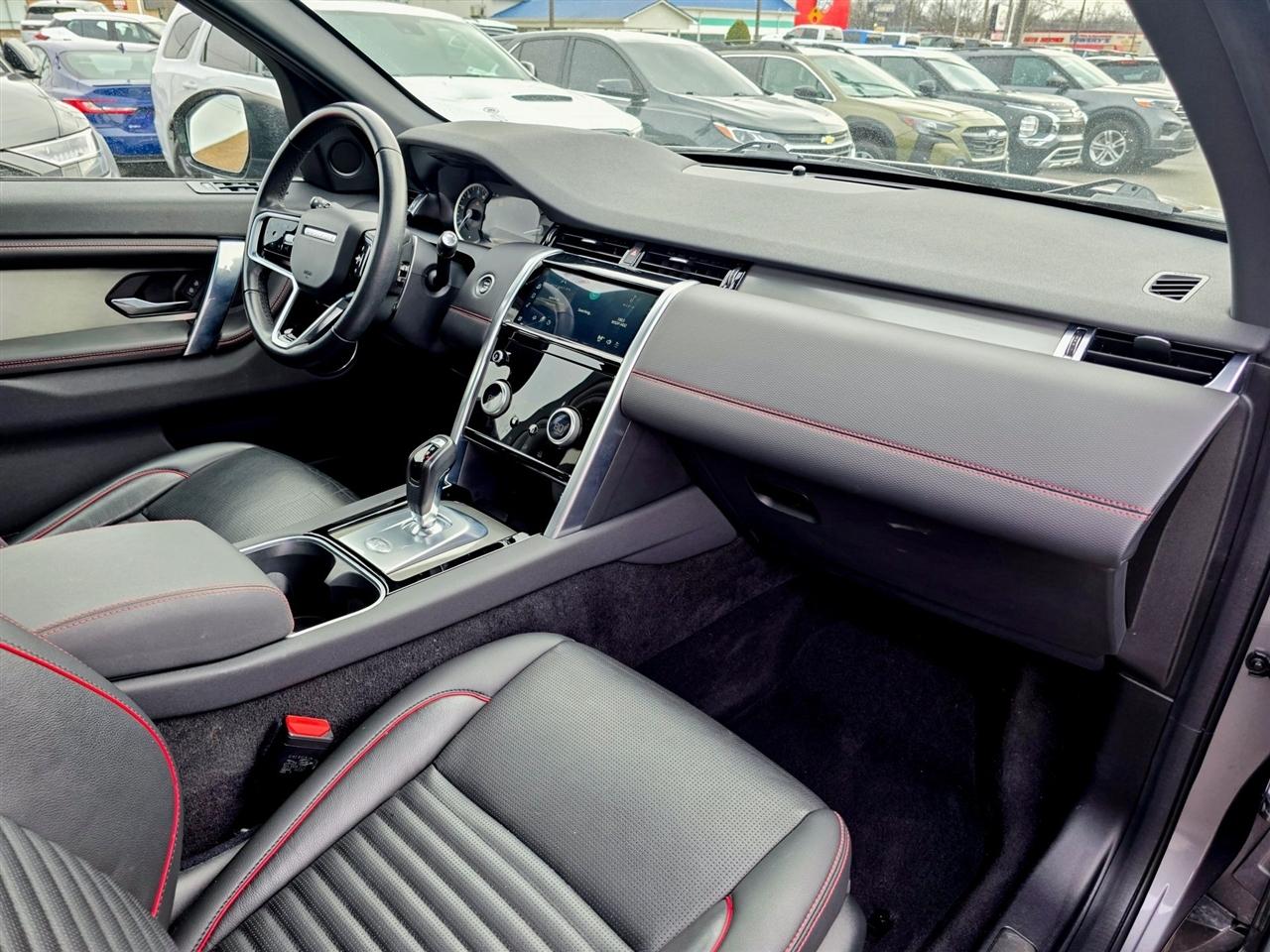 Land Rover Discovery Sport  2023